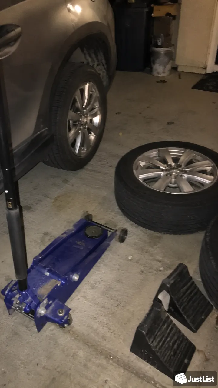 Phoenix: Wheel swaps and tire rotations
