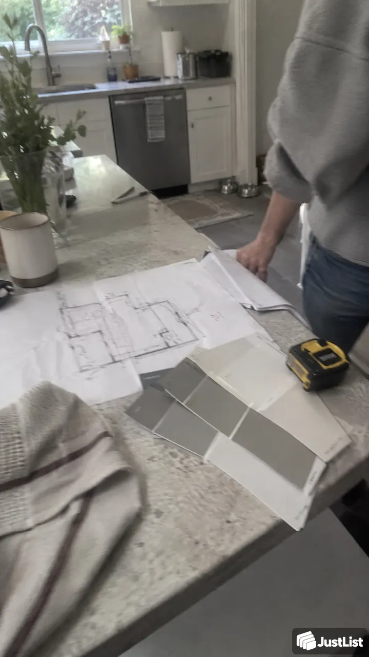San Diego: Make the room work with the furniture you have