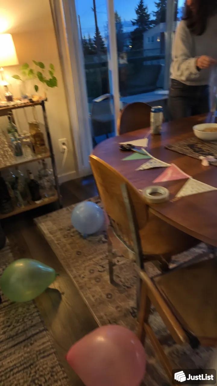 A party backdrop without overdoing the room · Seattle