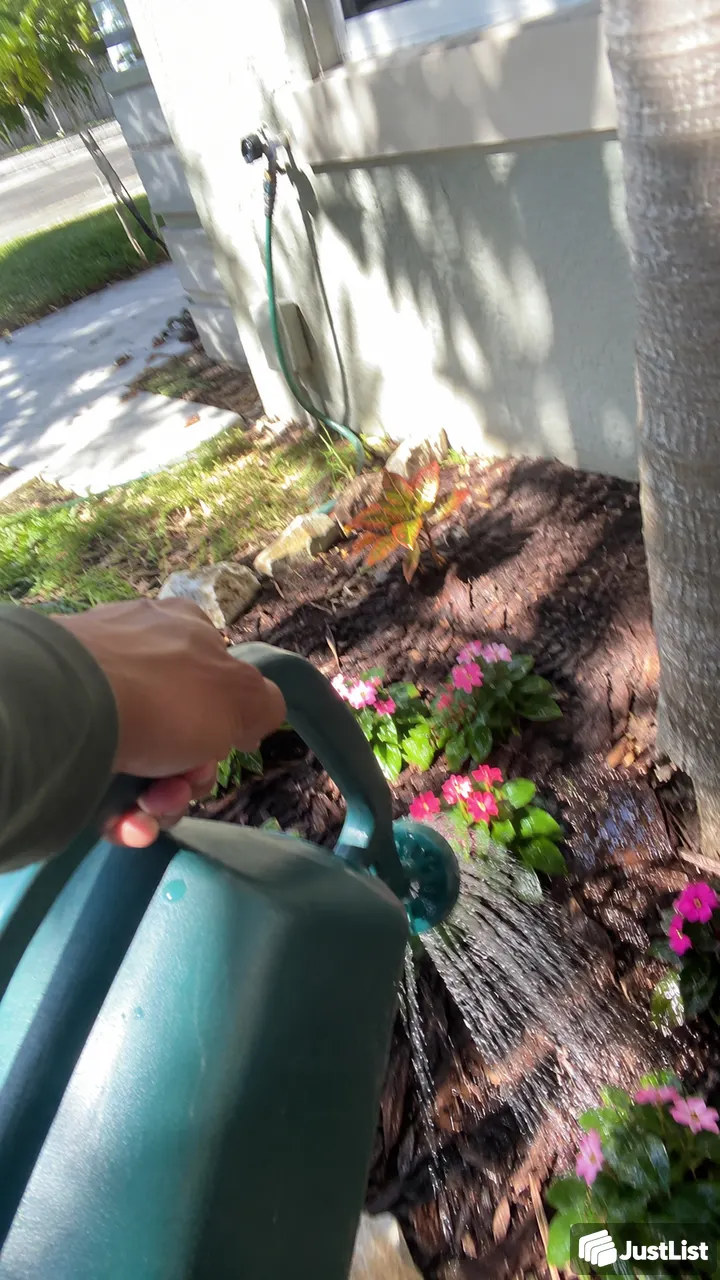 Planting-bed cleanup and mulch refresh