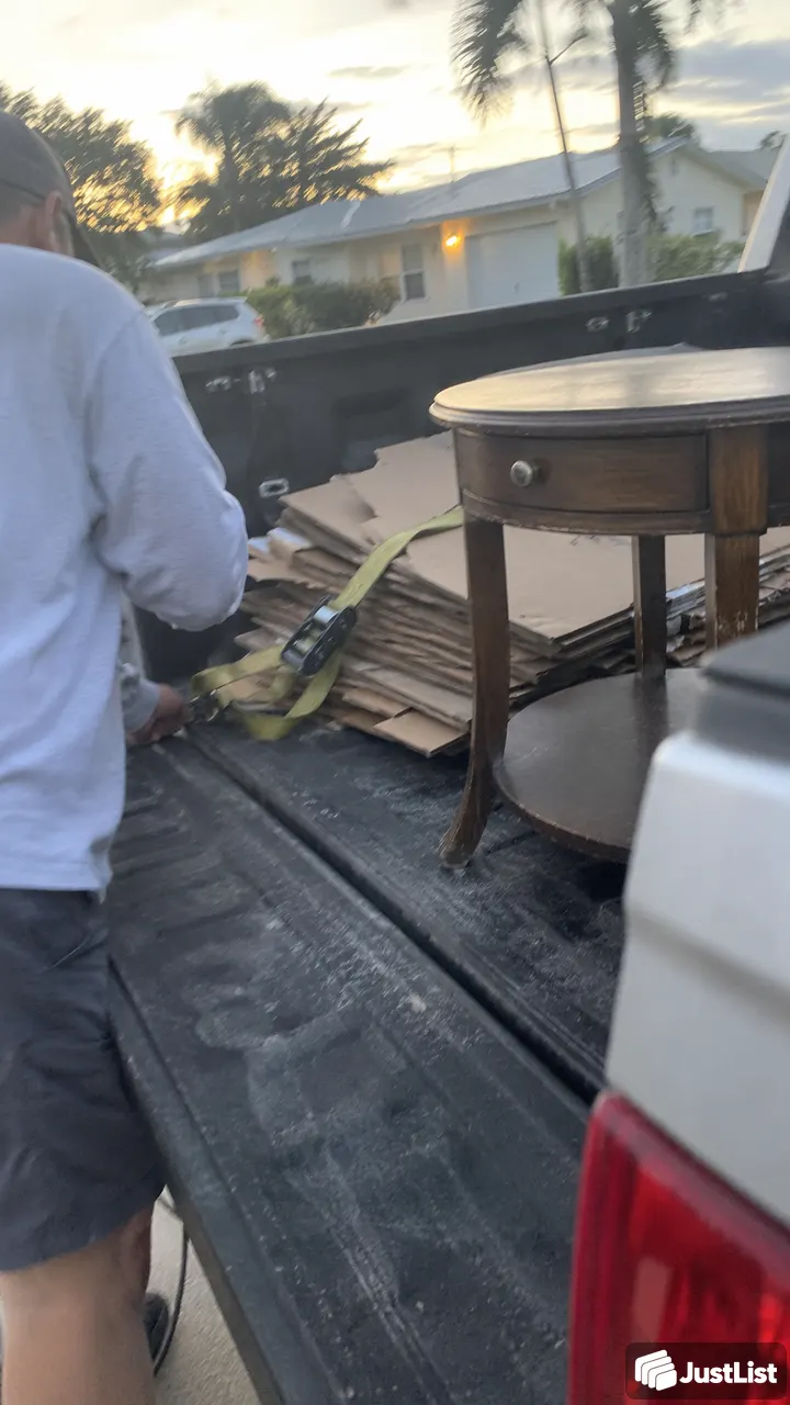 South Florida: Get the spare-room pile out of the house